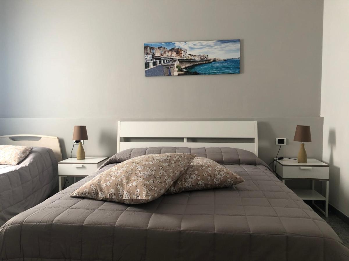 A Casa Di Giu B&B Сиракузы Экстерьер фото