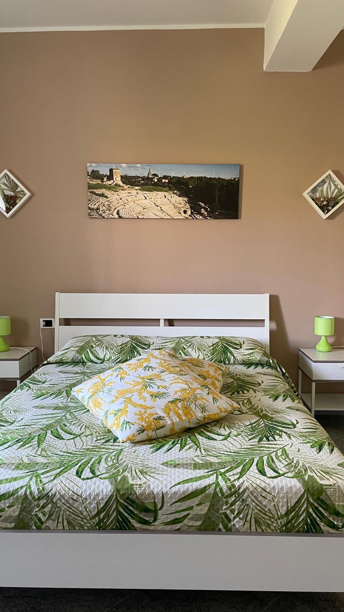 A Casa Di Giu B&B Сиракузы Экстерьер фото