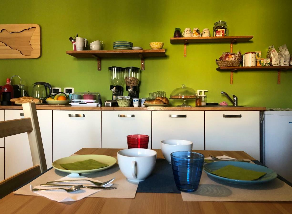 A Casa Di Giu B&B Сиракузы Экстерьер фото